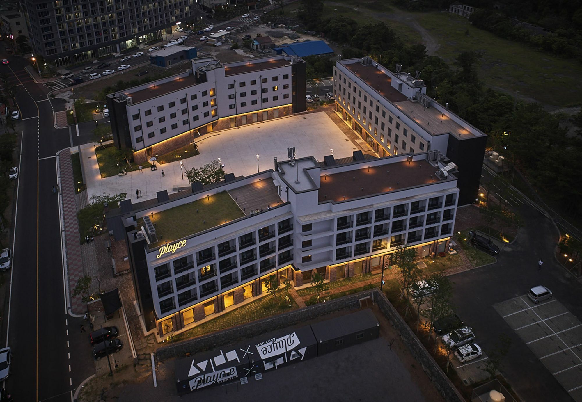 Playce Camp Jeju Hotel Ojo-ri Exterior photo